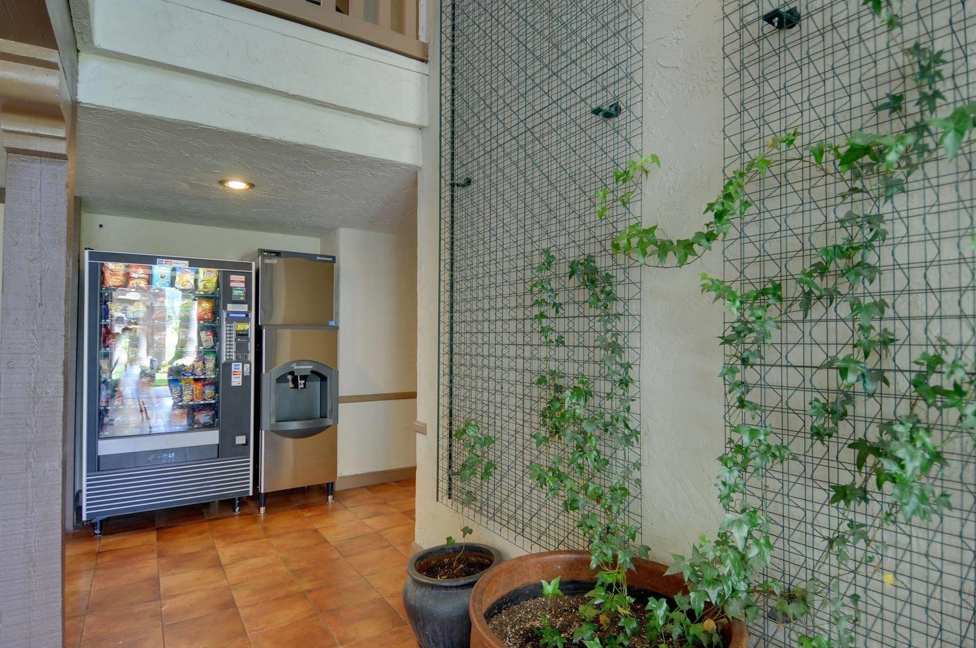 Vagabond Inn Executive Sfo Burlingame Extérieur photo
